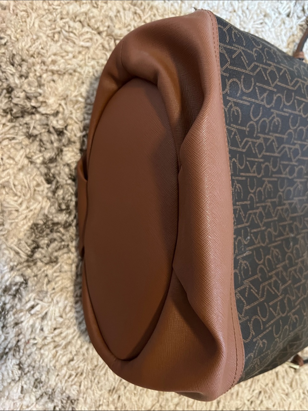 CALVIN KLEIN Dark Brown Monogram Shoulder Bag with Tan Trim - Picture 3 of 8